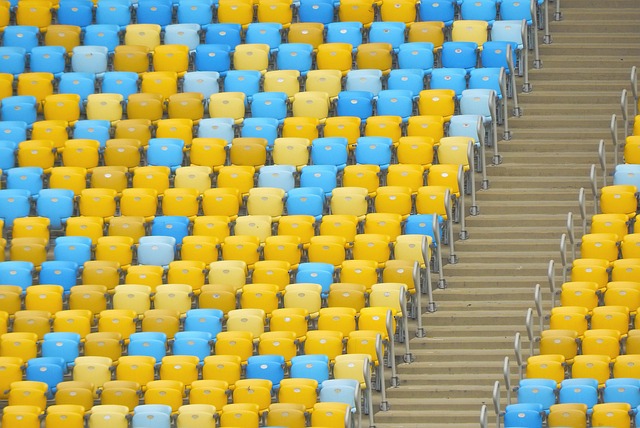 全场瞩目的 全场瞩目的